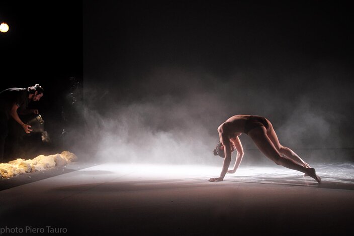 il mio corpo è come un monte _ piero tauro.jpeg